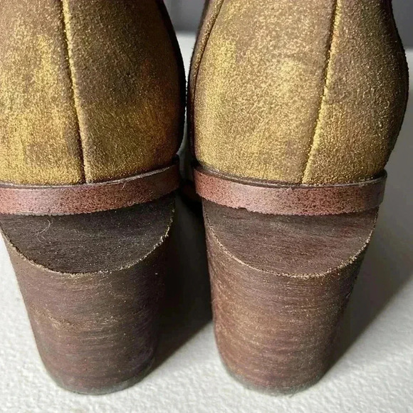 ANTELOPE Brown Metallic Gold Round Toe Suede Booties Size 38/8 - Picture 5 of 8